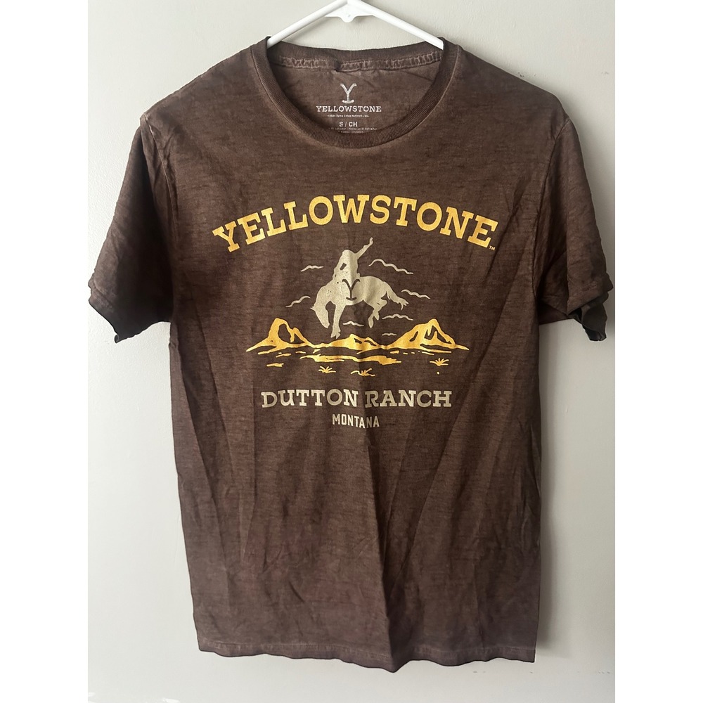 Yellowstone Dutton Ranch Montana Graphic T-Shirt Brown Cotton Small NWOT